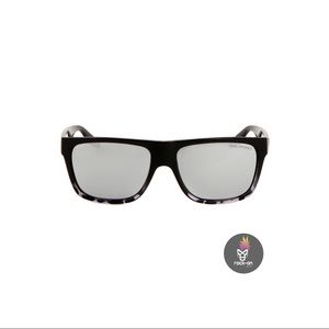 Polarized sunglasses